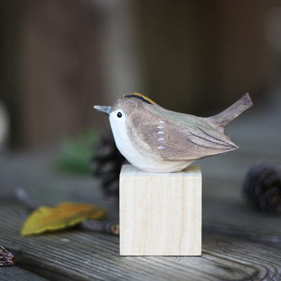 NordicFeathers - Elegant Wooden Bird Figurines