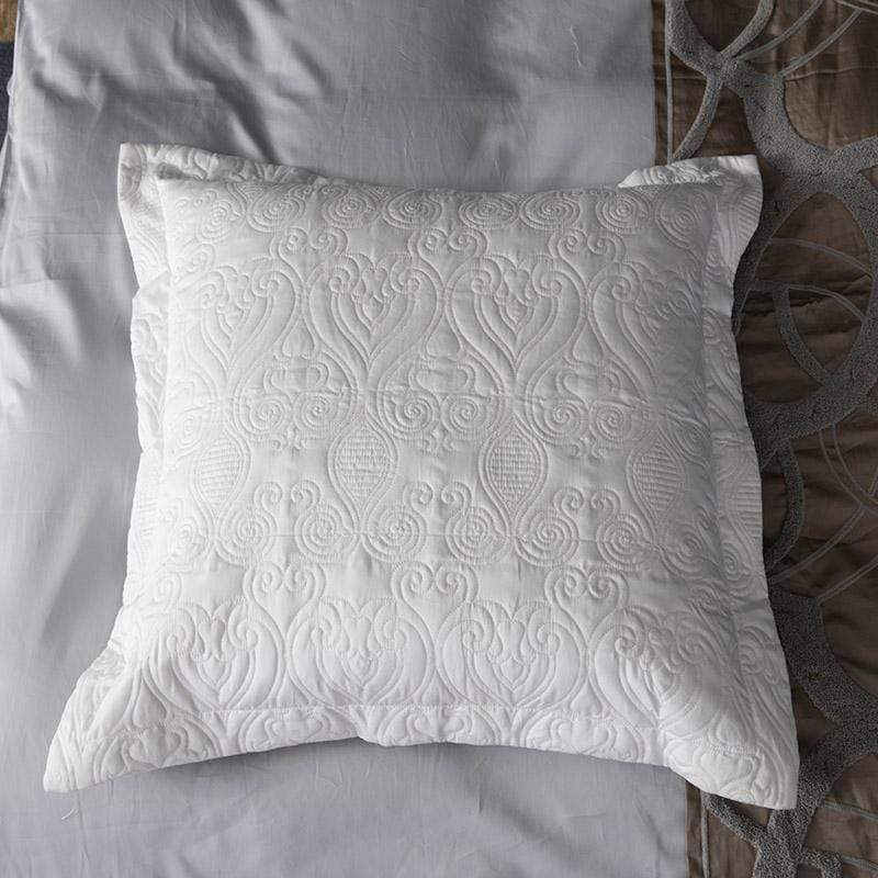 SatinLoom – Elegant Grey Duvet Cover Set with Chain Pattern
