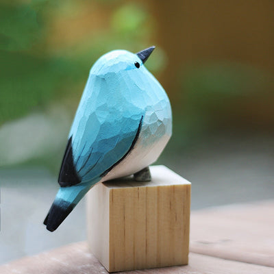 NordicFeathers - Elegant Wooden Bird Figurines