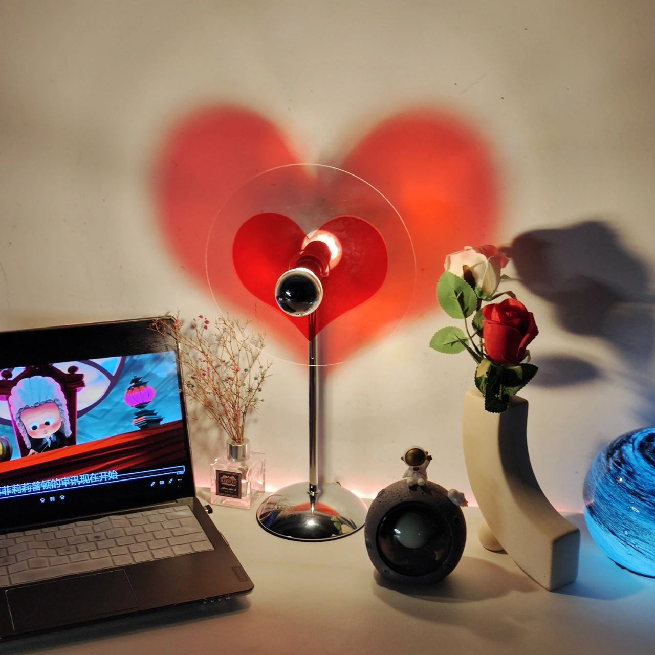 LoveGlow – Elegant Table Lamp with Rechargeable LED