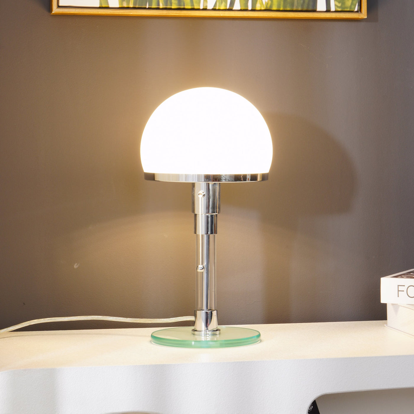 LuxeSphere - Chrome Table Light
