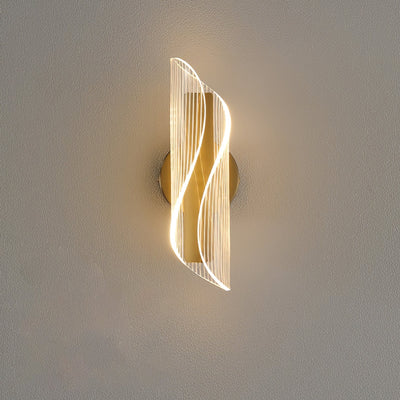 CrystalAura – Sparkling Crystal Wall Light for Glamorous Touch