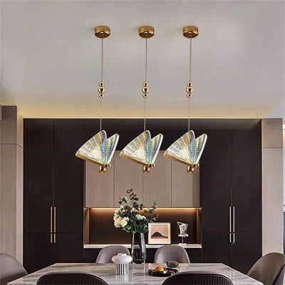 FlightGlow – Elegant Butterfly Pendant Light