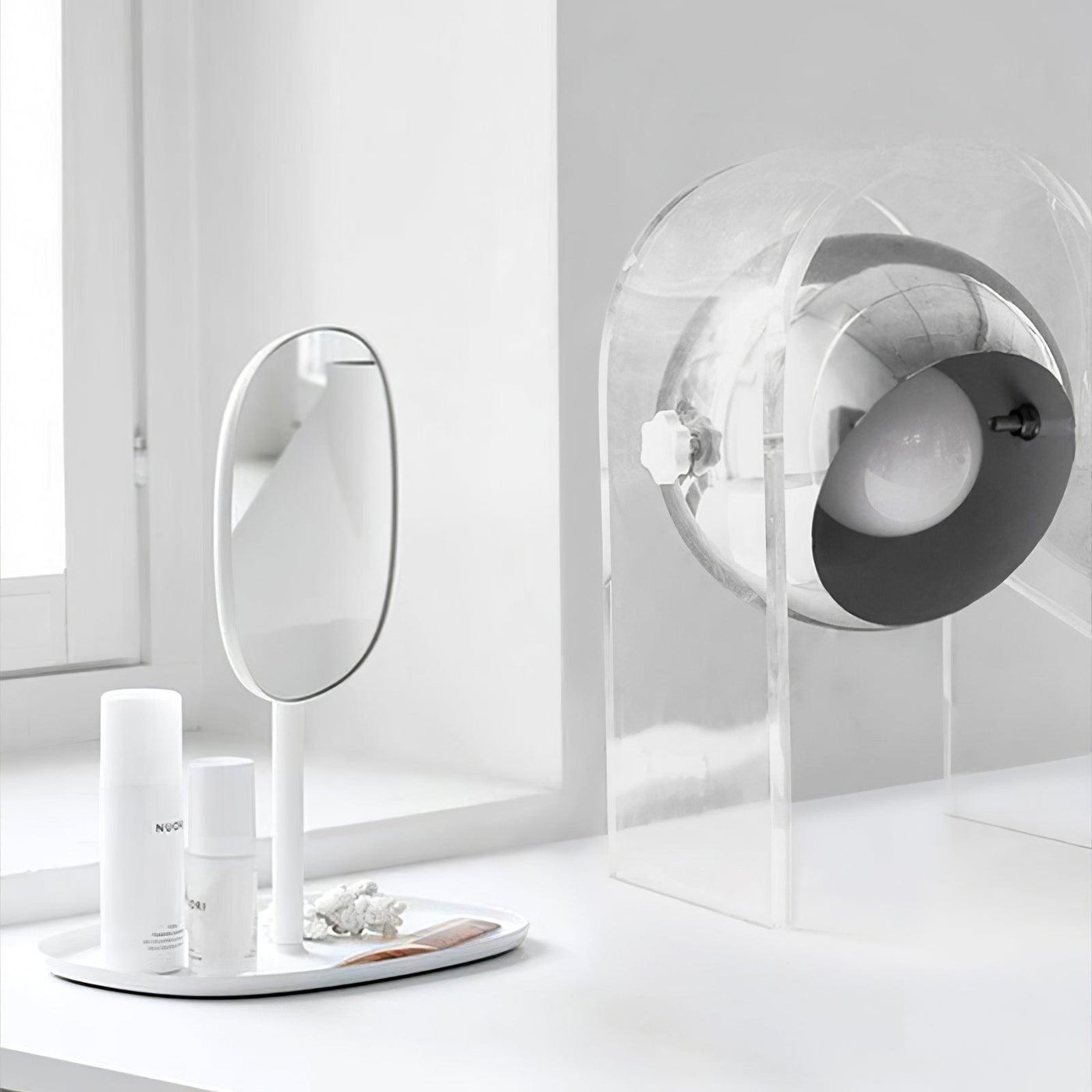 LuxeTouch - Sophisticated Table Lamp with Touch Activation