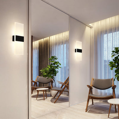 CenturyGlow – Mid-Century Wall Lamp for Timeless Style