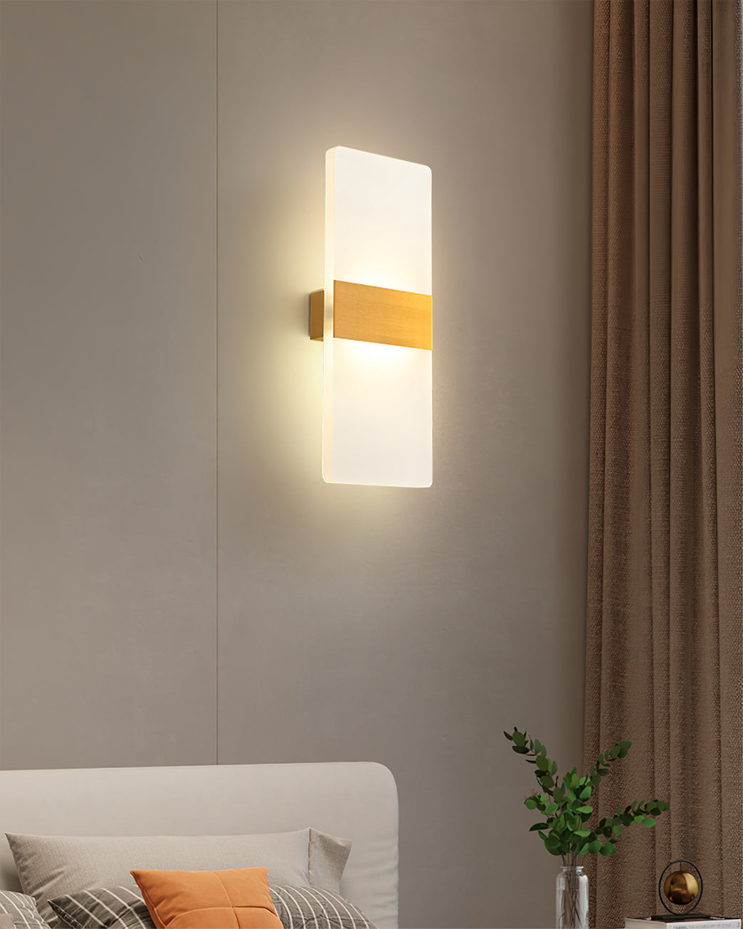 CenturyGlow – Mid-Century Wall Lamp for Timeless Style