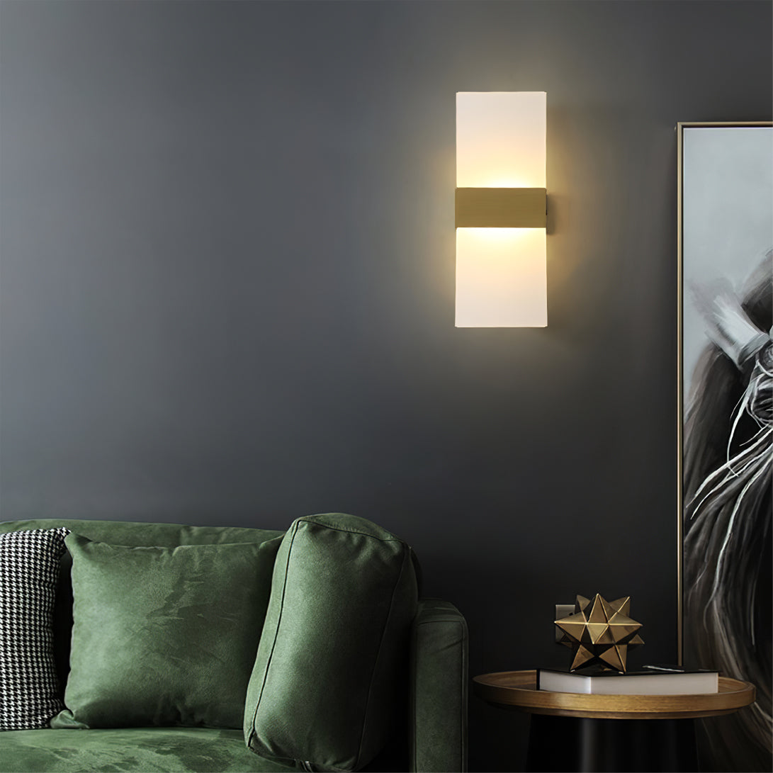 CenturyGlow – Mid-Century Wall Lamp for Timeless Style