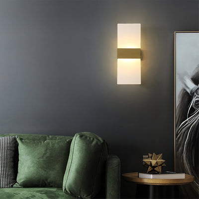 CenturyGlow – Mid-Century Wall Lamp for Timeless Style