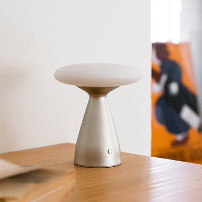 LumenKlaus - Modern Desk Lamp