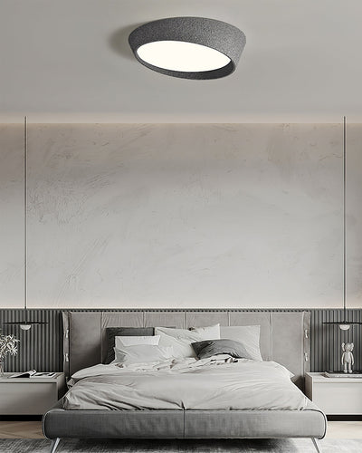 KuzcoBeam - Ceiling Light with Elegant Design and Warm Illumination