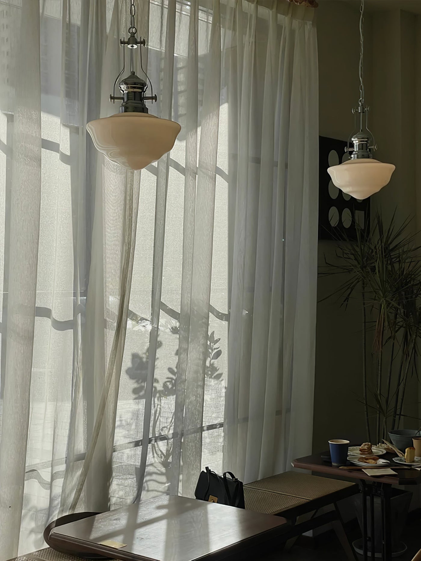 ClassicaBeam - Timeless School Lamp