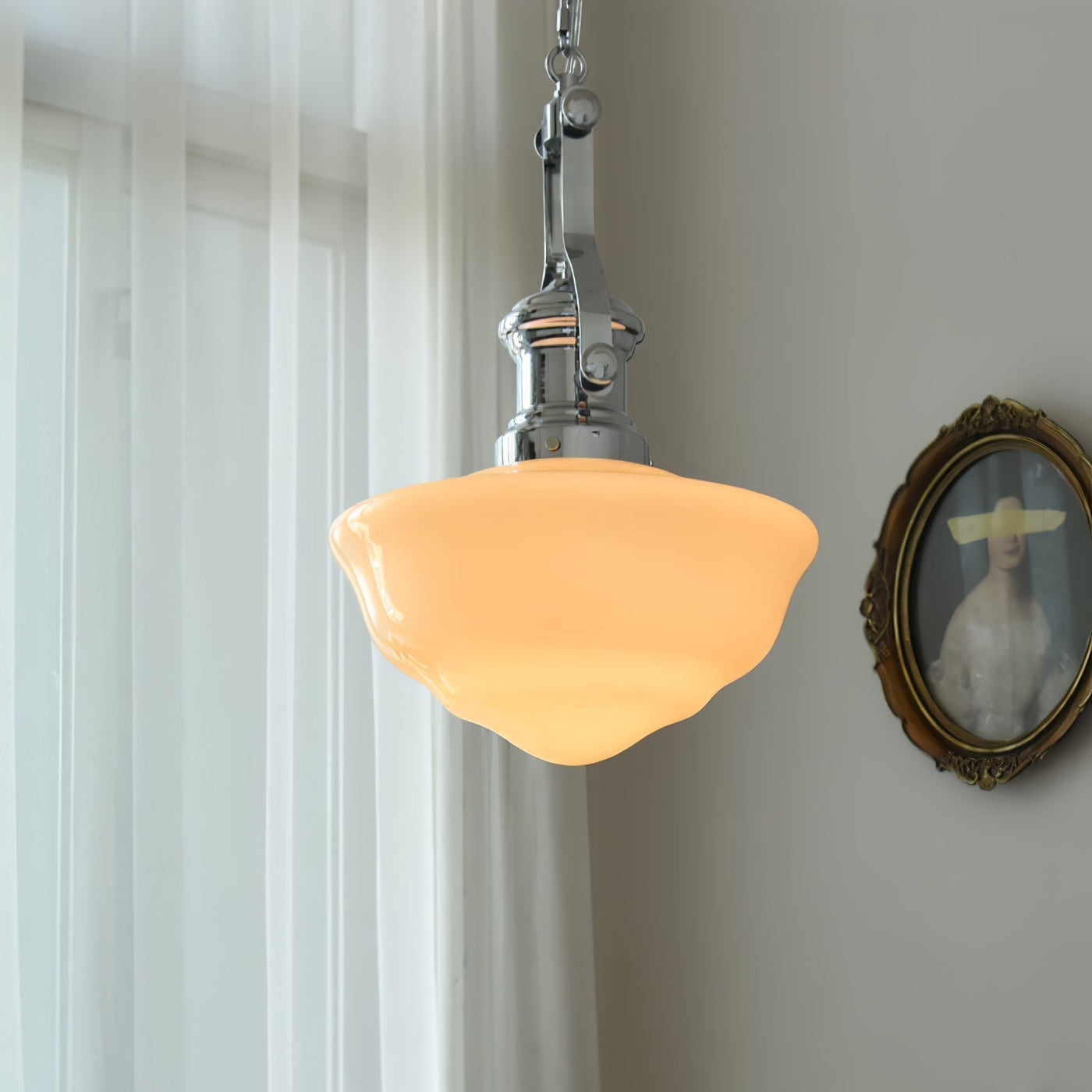 ClassicaBeam - Timeless School Lamp