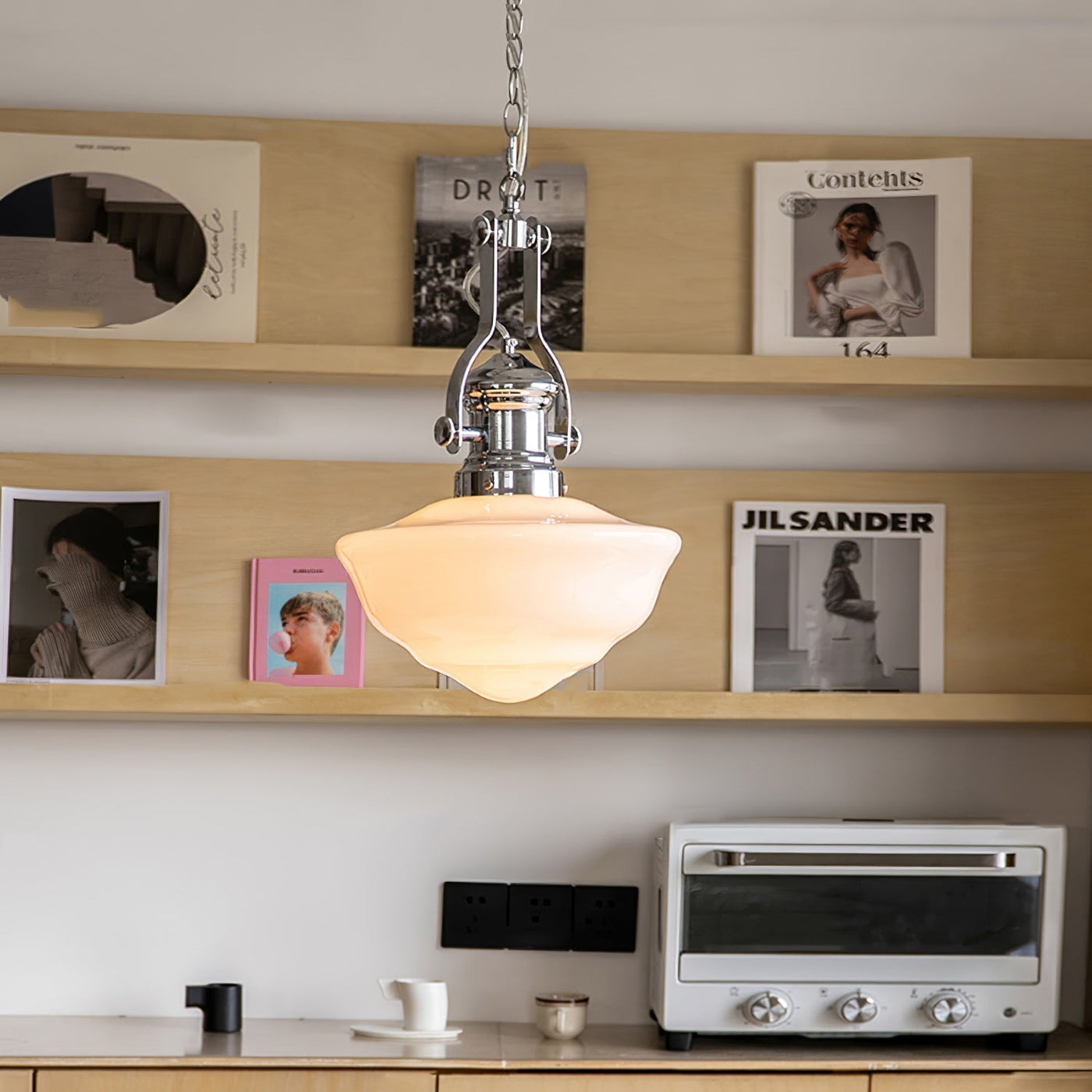 ClassicaBeam - Timeless School Lamp