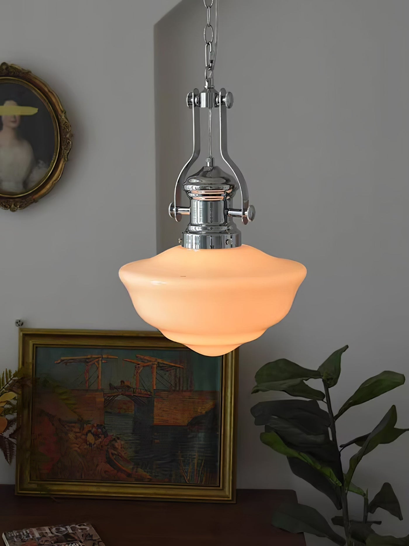 ClassicaBeam - Timeless School Lamp