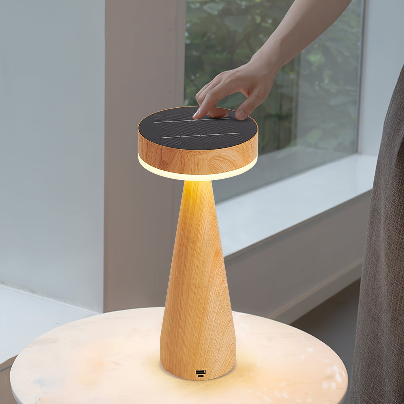 CoastalLuxe - Table Lamp with Rechargeable Function and Maritime Inspiration