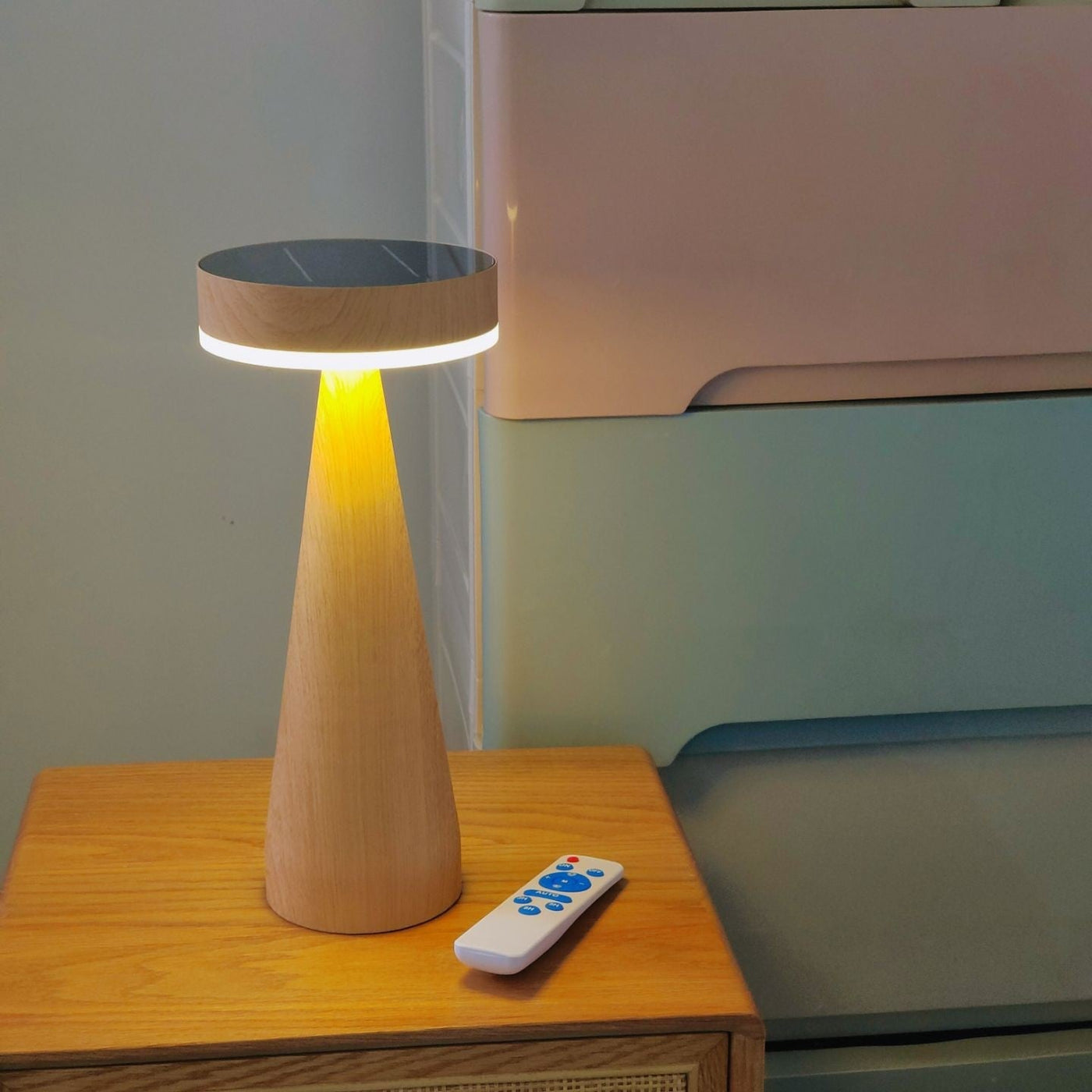 CoastalLuxe - Table Lamp with Rechargeable Function and Maritime Inspiration