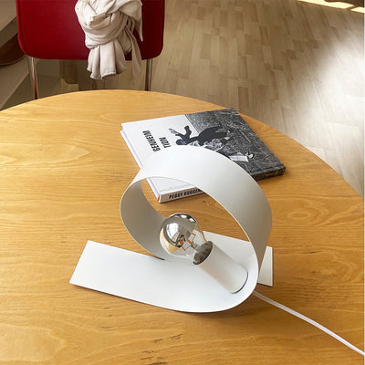 FormAura - Table Lamp