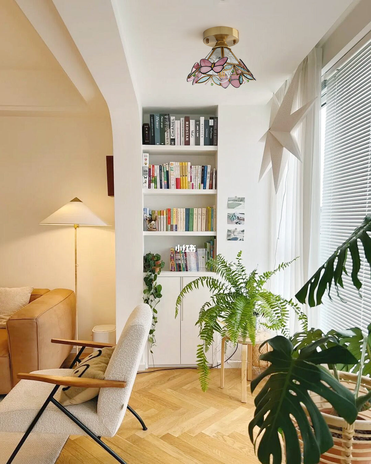 LullaAura - Sophisticated Ceiling Lamp