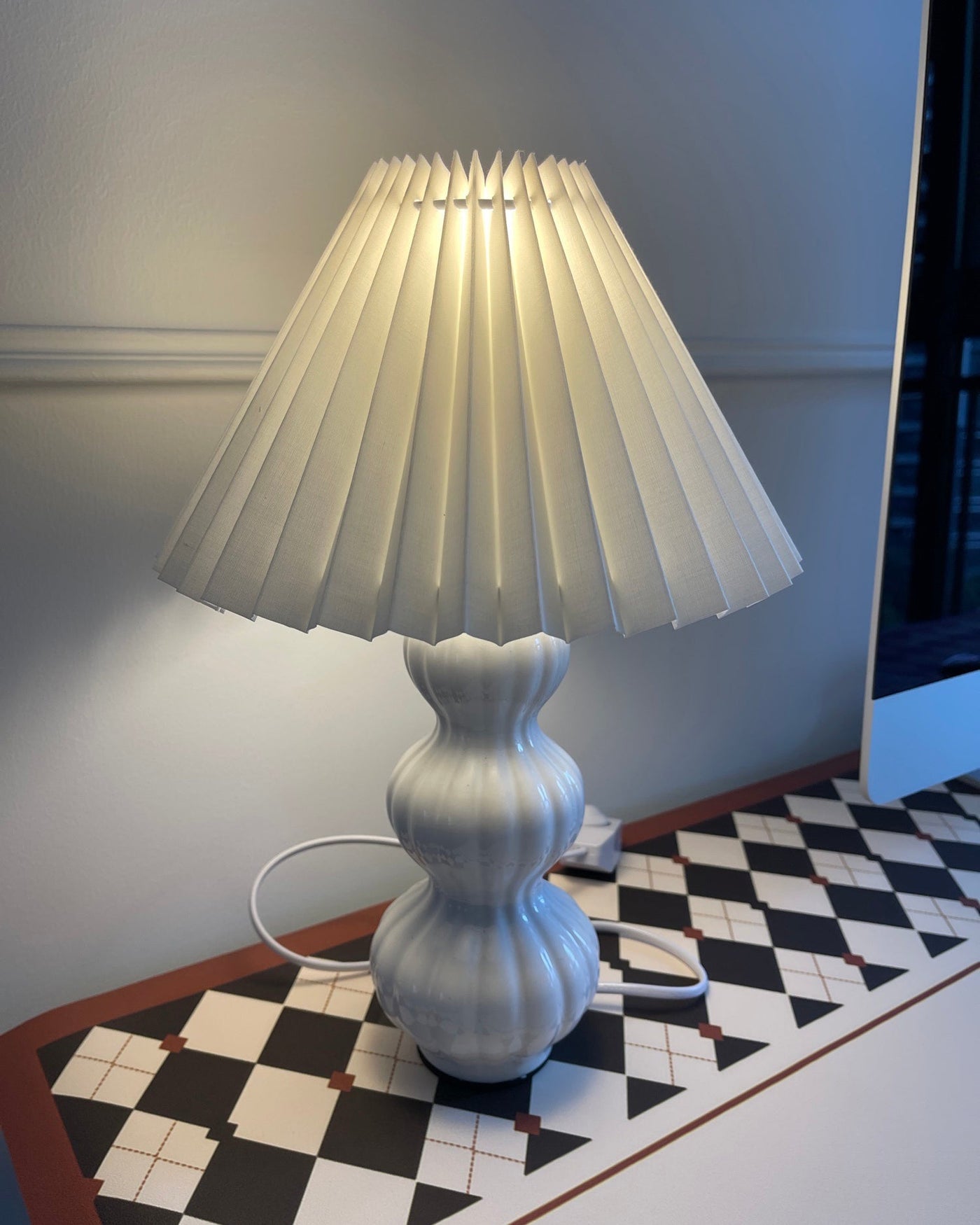 LunaRadiance - Table Lamp with Pleated Aesthetic and Cozy Glow