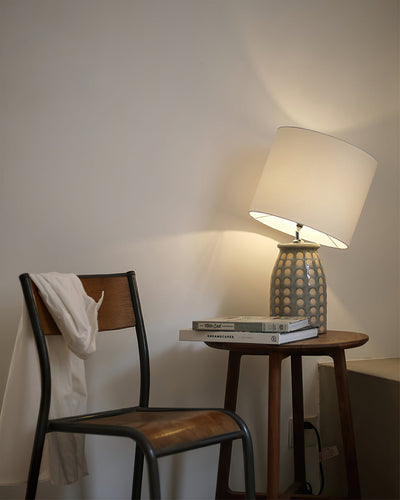 CeramLuxe – Classic Table Lamp with Artistic Touch