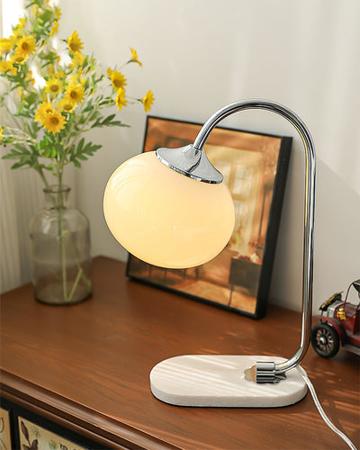 FluffyGlow - Fun Table Lamp with Sweet Marshmallow Vibes