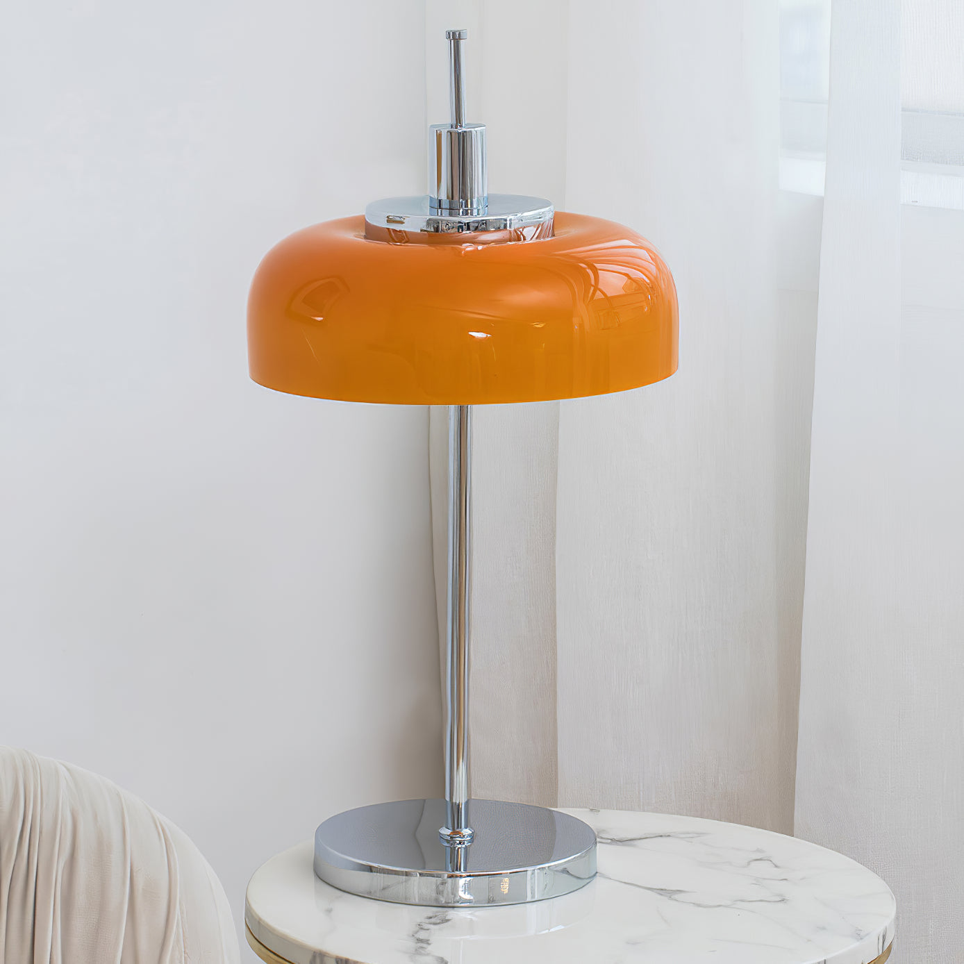 AuraBeam – Modern LED Desk Lamp with Retro Vibes
