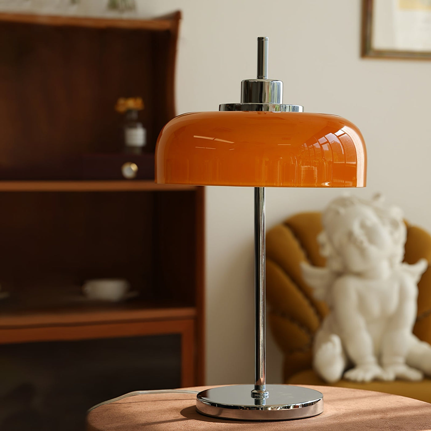 AuraBeam – Modern LED Desk Lamp with Retro Vibes