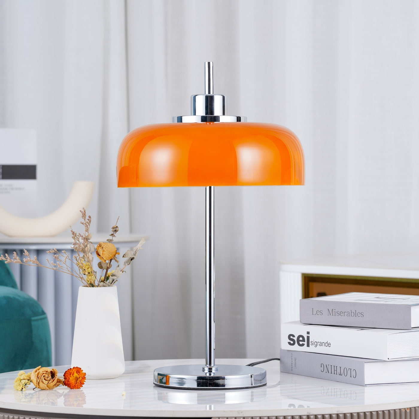 AuraBeam – Modern LED Desk Lamp with Retro Vibes