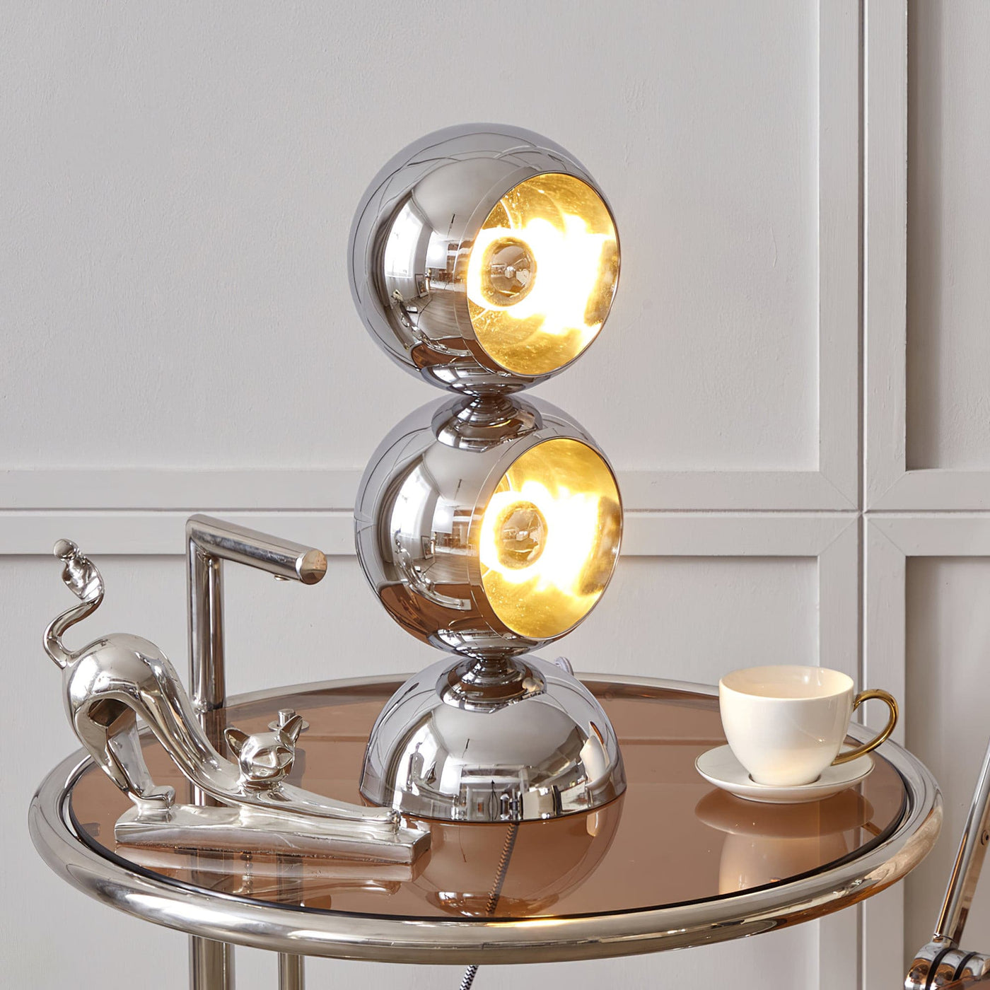 LuxeCharm - Table Lamp with Mickey Style and Cozy Light Diffusion