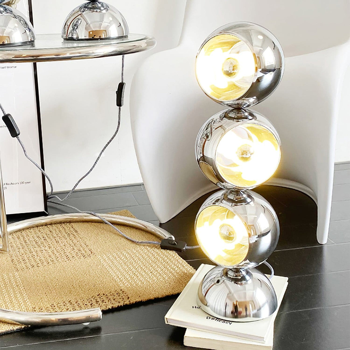 LuxeCharm - Table Lamp with Mickey Style and Cozy Light Diffusion
