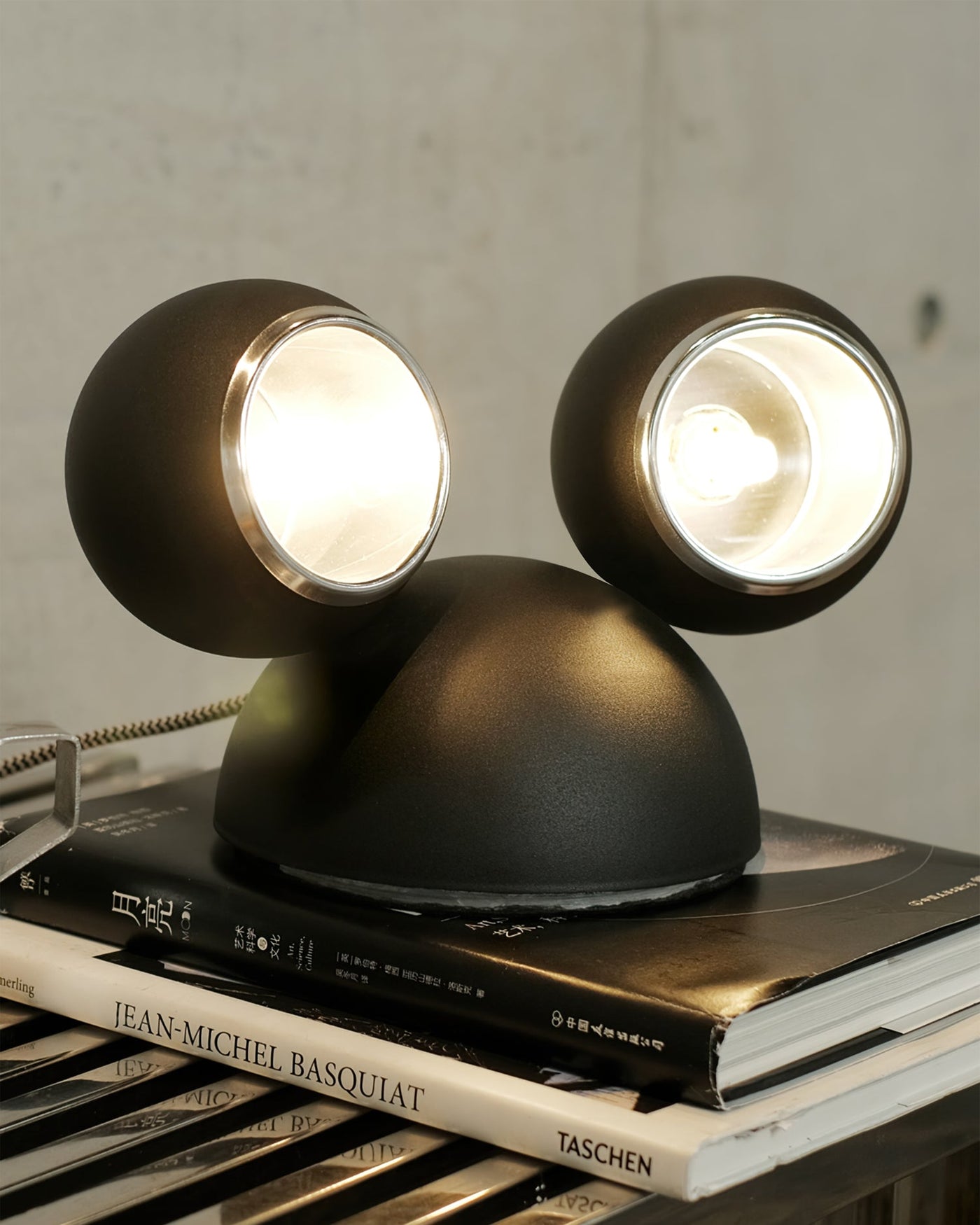 MickeySphere - Elegant Table Lamp