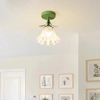 RadiantAura - Sleek Metal Pendant Light