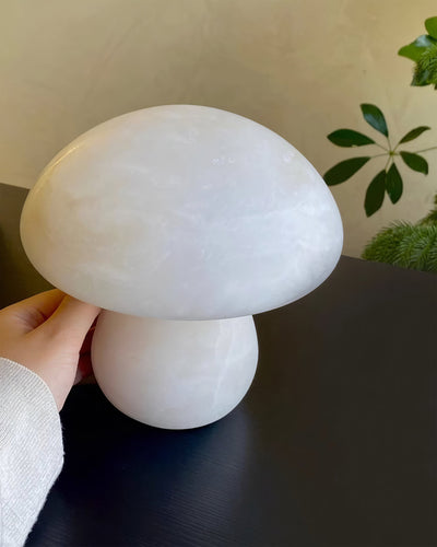 LuminousMushroom - Stylish Alabaster Lamp