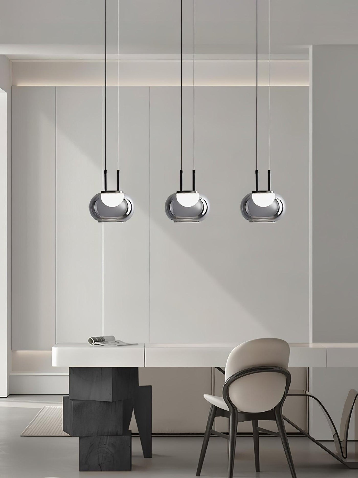 MystiqueLuxe - Elegant Halo Light