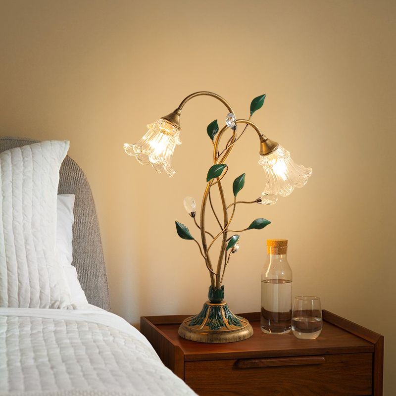 BloomGlow – Elegant Flower-Inspired Table Lamp