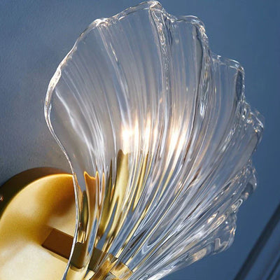 CoralGlow – Shell-Shaped Glass Wall Lamp