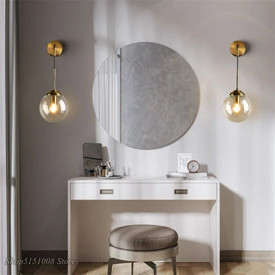 GlassAura – Elegant Modern Wall Light