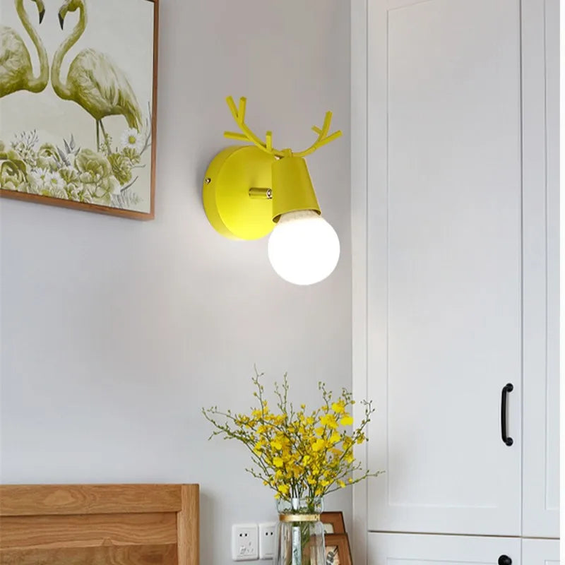 BrightStag - Elegant Antler-Themed Wall Light