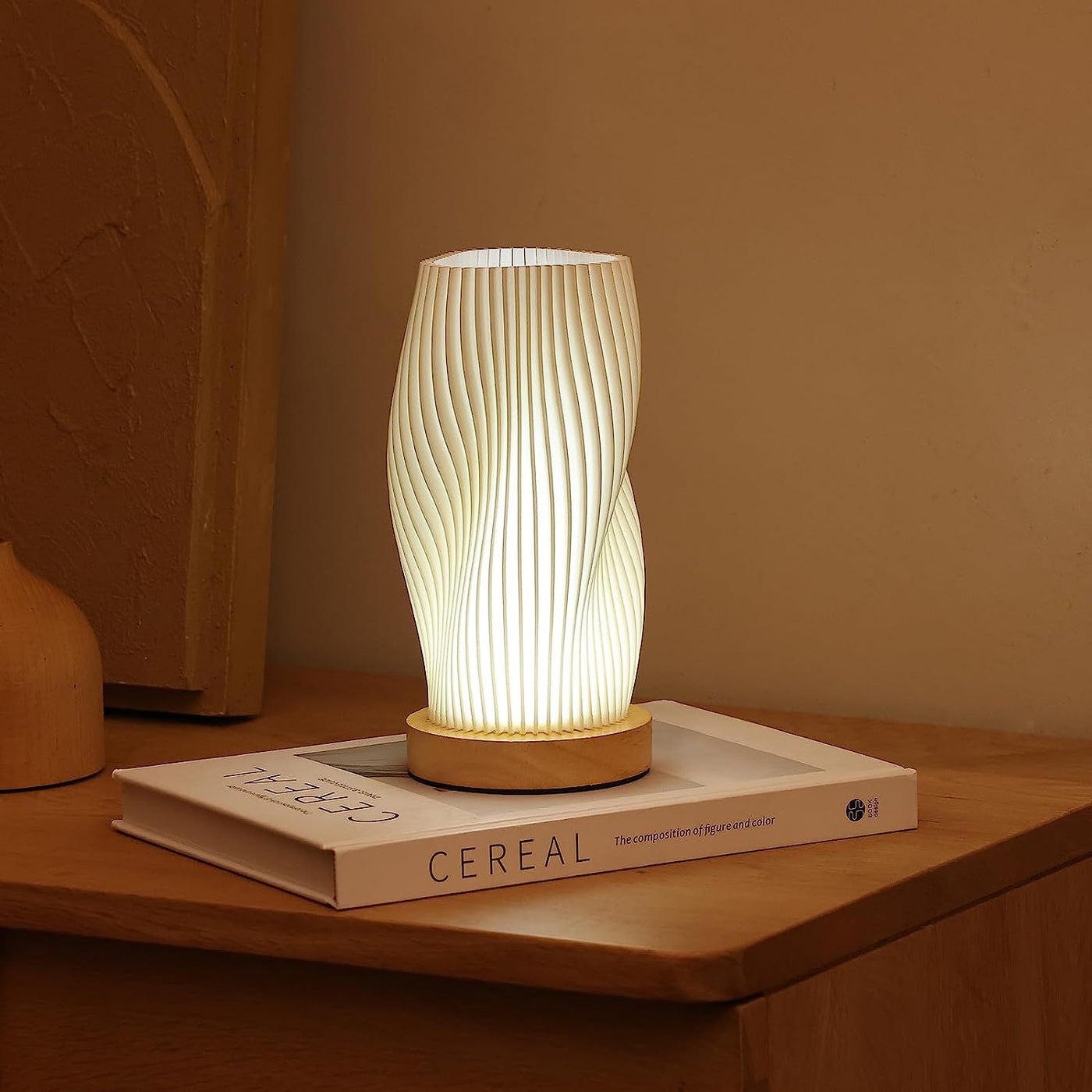 CalmGlow – Elegant Wave Table Lamp
