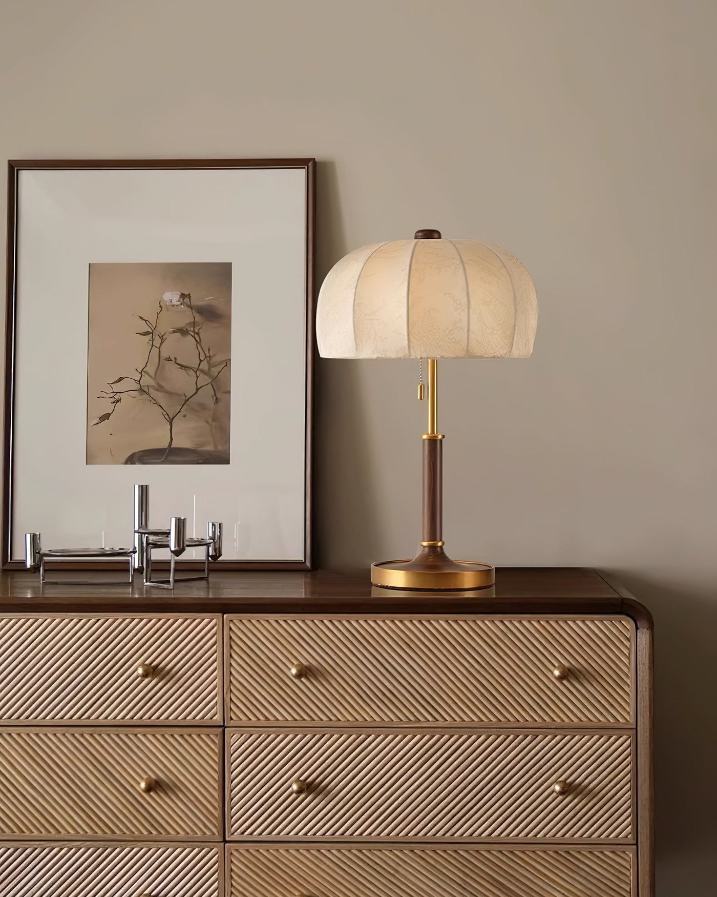 OrchidLite - Stijlvolle Tafel Lamp met Moderne Stofkap