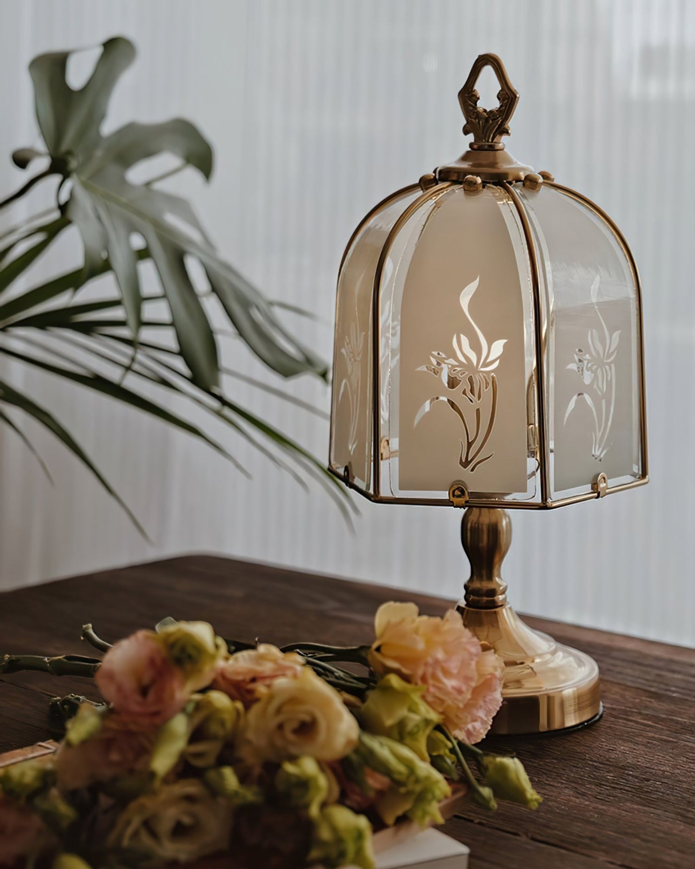 RadiantBloom - Orchid Glass Lamp
