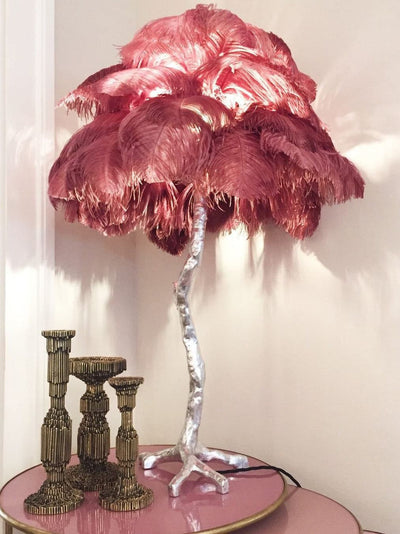 FeatherGlam – Luxurious Table Lamp