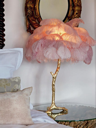FeatherGlam – Luxurious Table Lamp