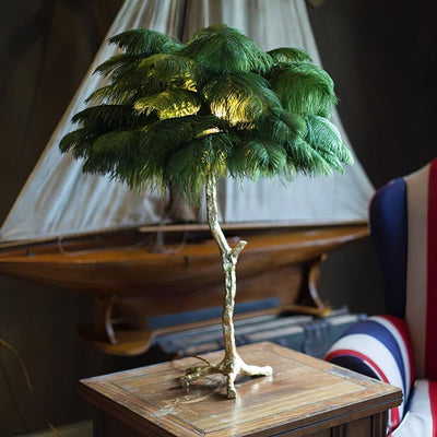 FeatherGlam – Luxurious Table Lamp