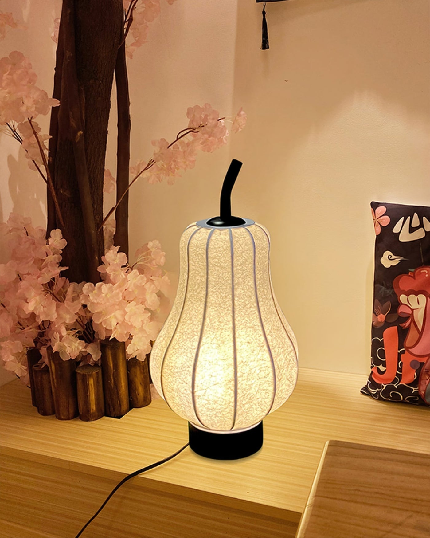 PearLume - Creative Table Lamp with Rechargeable Power