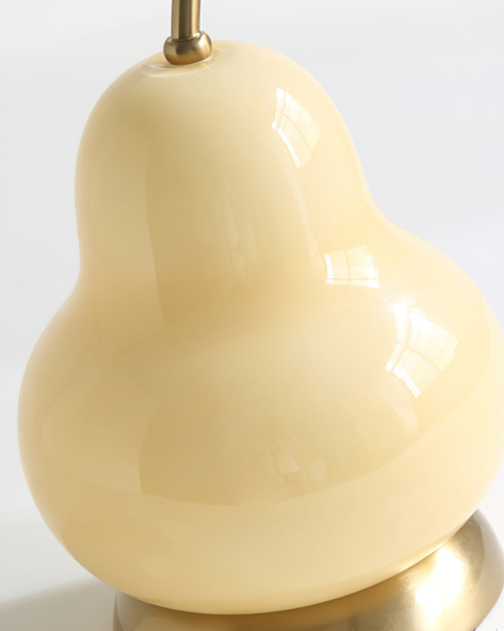 RadiantPear - Portable Glass Table Lamp