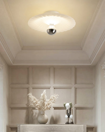 LuxePleat - Ceiling Lamp with Detailed Folds and Cozy Glow