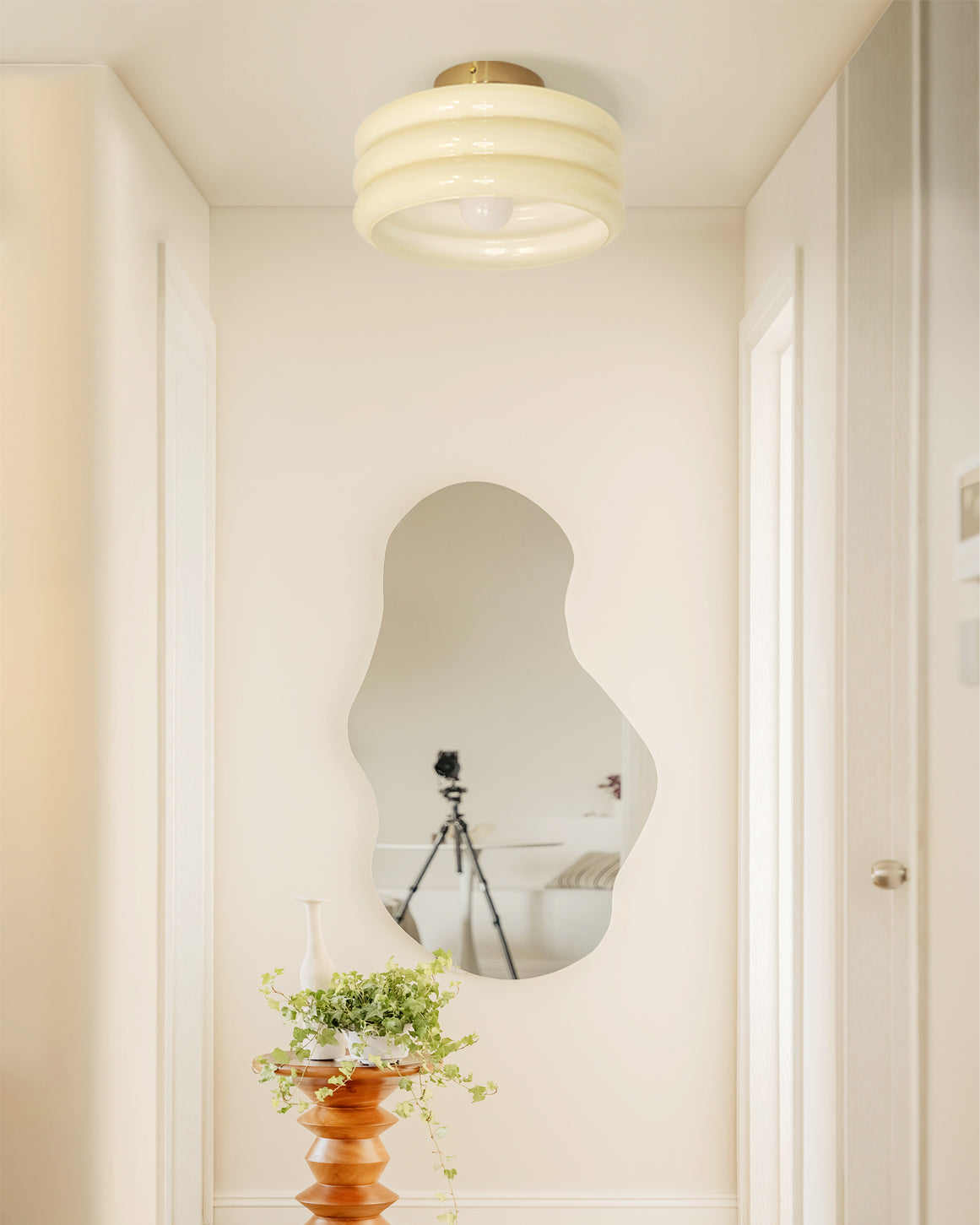 GisoRadiance - Stylish Ceiling Fixture