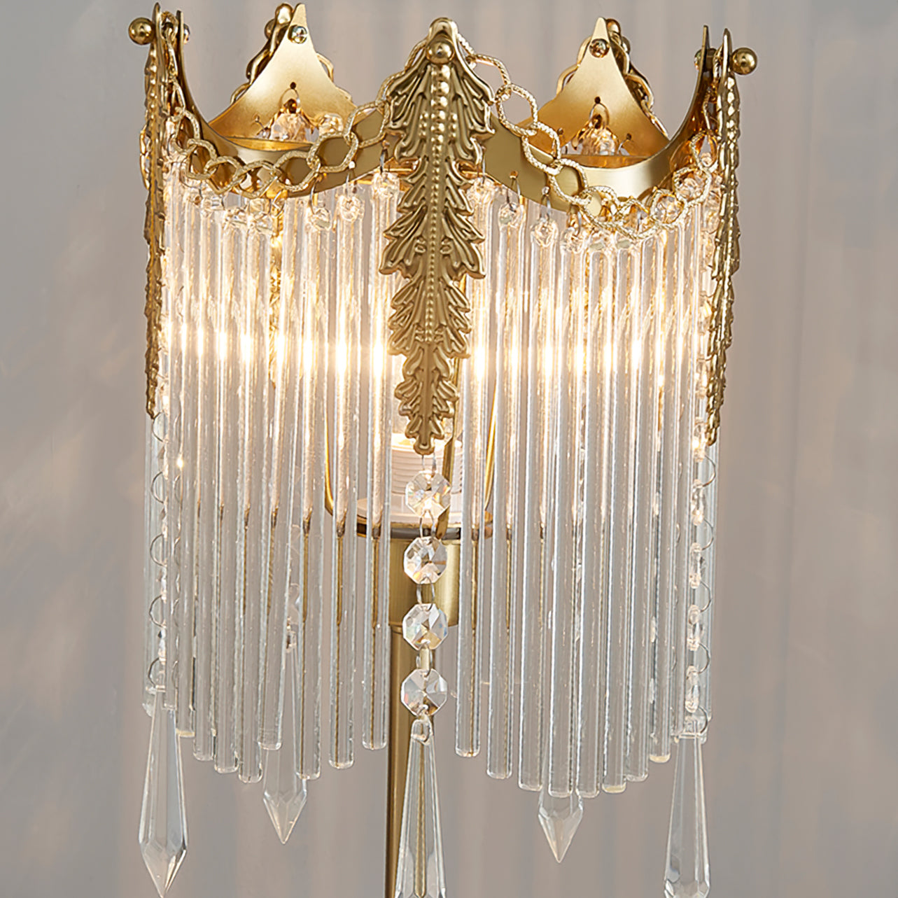 HappyGlow - Playful Table Lamp with Soft Illumination