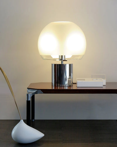 FusionGlow – Retro-Inspired Table Lamp with Glass Base